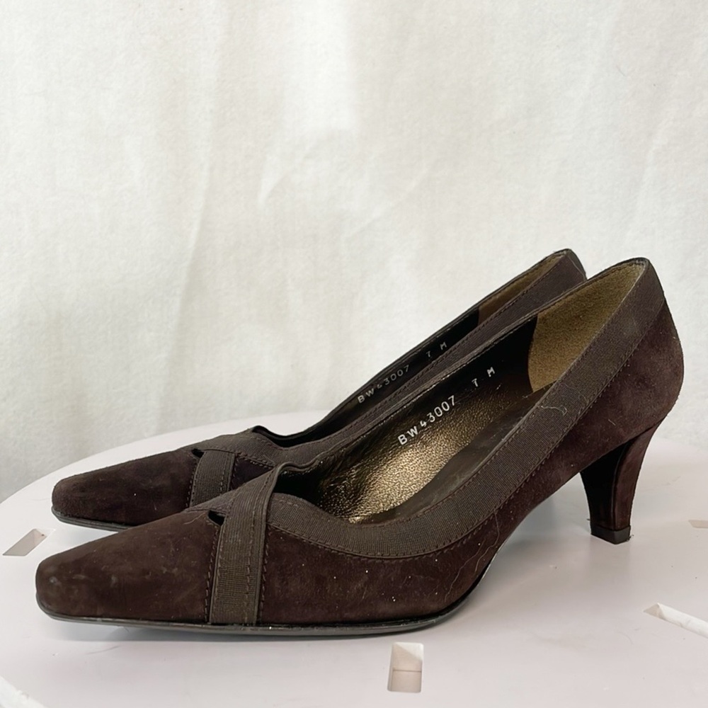 Stuart Weitzman Womens 7M Brown Genuine‎ Suede Leather Expo Pump Kitten Heel